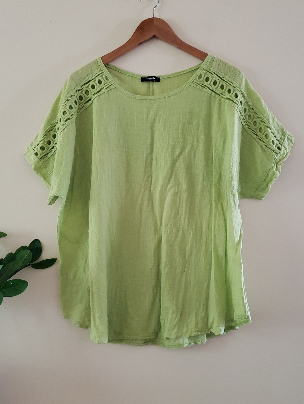 FROCCELLA Cotton Short Sleeve Top W Crochet Eyelet Detail - One Size